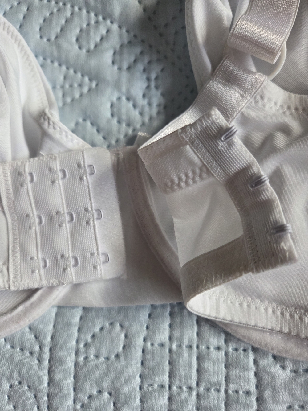 Women's White Support Bra - Comfortable Everyday Wear
